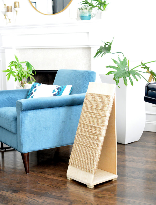 House Of Meows – Triangular Cat Scratcher